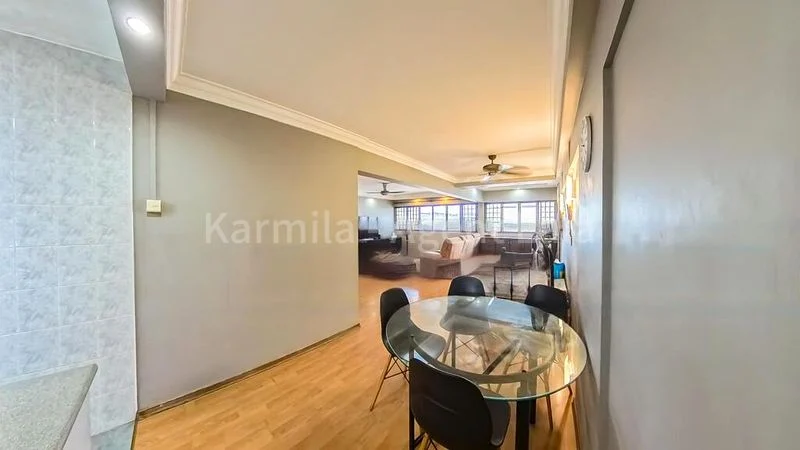 5 Room (5I) HDB for Sale in  624 Hougang Avenue 8 - Image 5