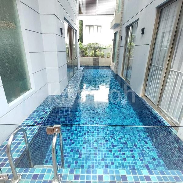 7 Bed Bungalow (Landed) for Rent around  Jalan Sentosa - Image 3