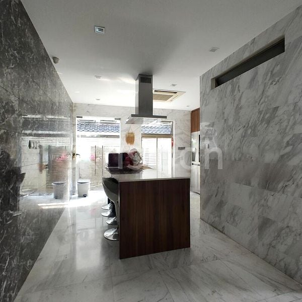 7 Bed Bungalow (Landed) for Rent around  Jalan Sentosa - Image 6