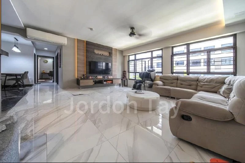 5 Room (5I) HDB for Sale in  608A Tampines North Drive 1 - Image 10