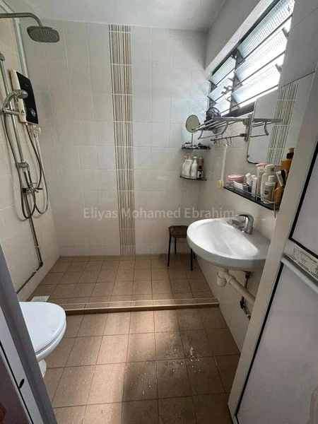 5 Room (5A) HDB for Rent in  238 Yishun Ring Road - Image 17