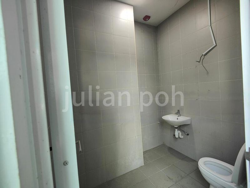 Light Industrial (B1) for Rent: BHCC SPACE - Image 1