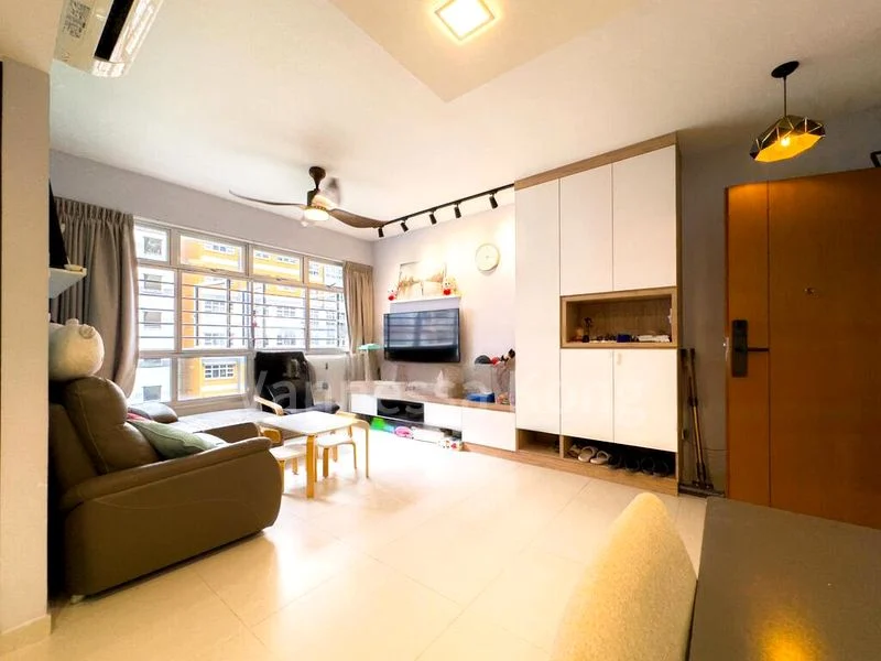 4 Room (4A) HDB for Sale in  443D Bukit Batok West Avenue 8 - Image 2