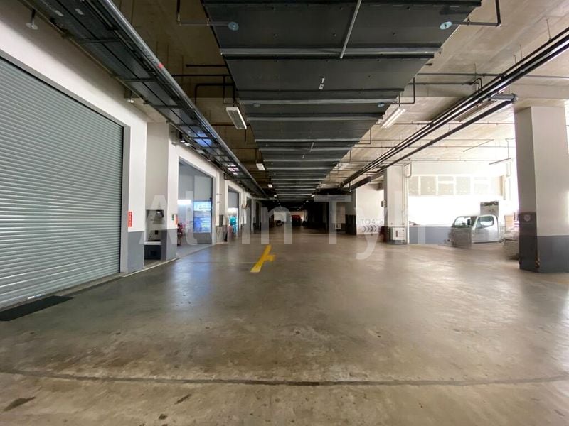 Light Industrial (B1) for Rent: Nordcom II - Image 1