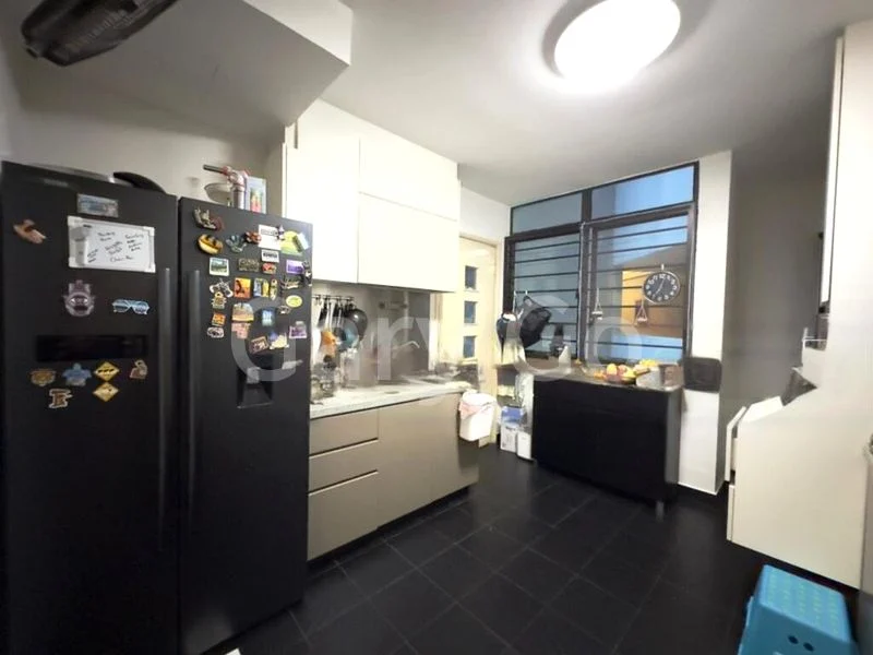 3 Bed Condo for Sale in  Parc Oasis - Image 4