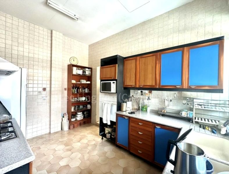 4 Bed Semi-Detached House (Landed) for Sale in  Fir Avenue - Image 3