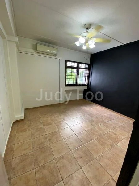Common Room (HDB) for Rent in  649 Woodlands Ring Road - Image 4