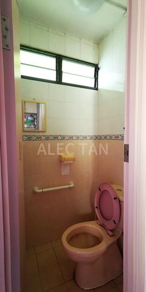 Common Room (HDB) for Rent in  115 Teck Whye Lane - Image 4