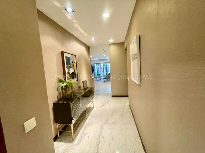 3 Bed Condo for Rent in  Nassim Jade - Image 9
