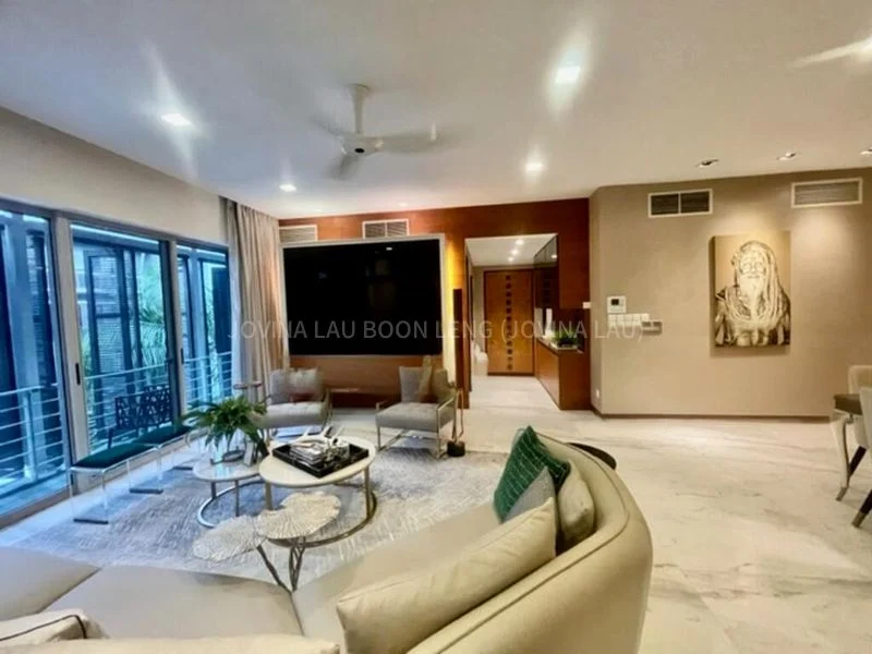 3 Bed Condo for Rent in Nassim Jade - Image 4