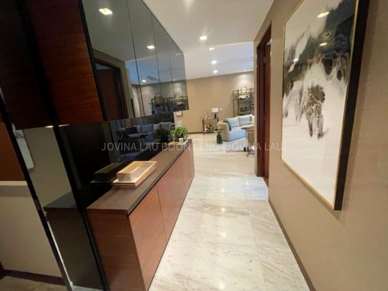 3 Bed Condo for Rent in  Nassim Jade - Image 7