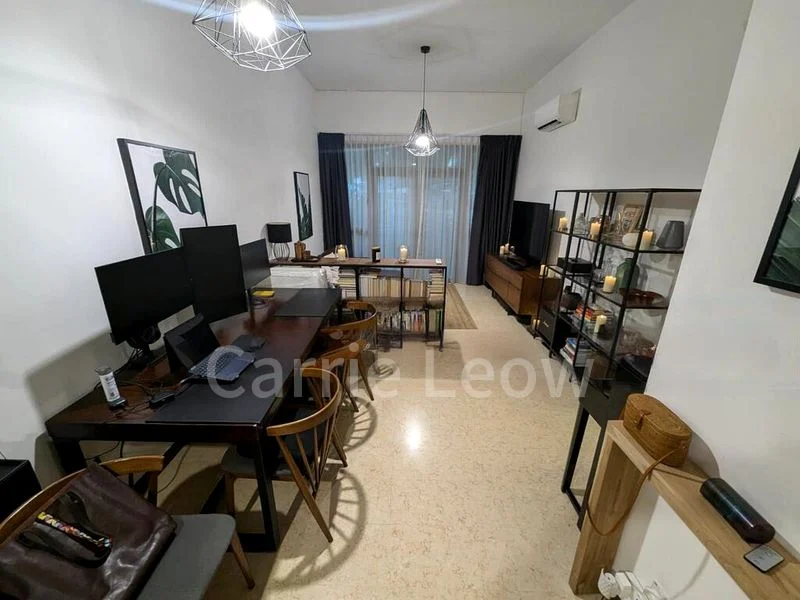 1 Bed Apartment (Condo) for Rent in  The Waterina - Image 2