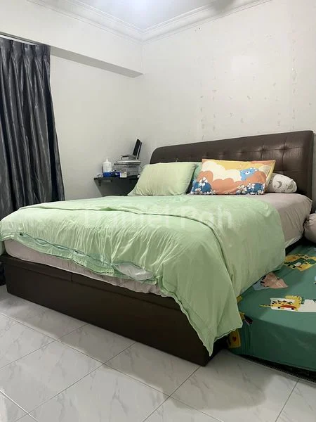 Executive HDB for Sale in 299C Compassvale Street - Image 3