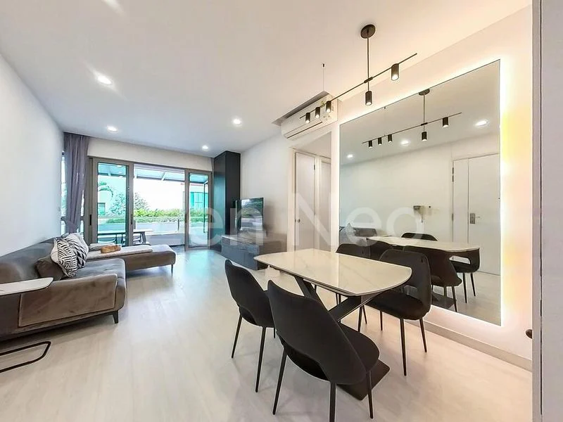 2 Bed Apartment (Condo) for Sale in Newton 18 - Image 1