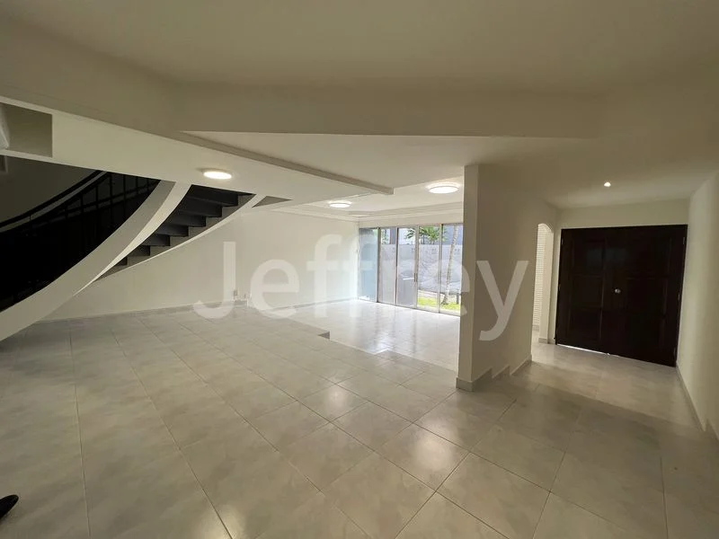 3 Bed Condo for Rent in Chancery Court - Image 2