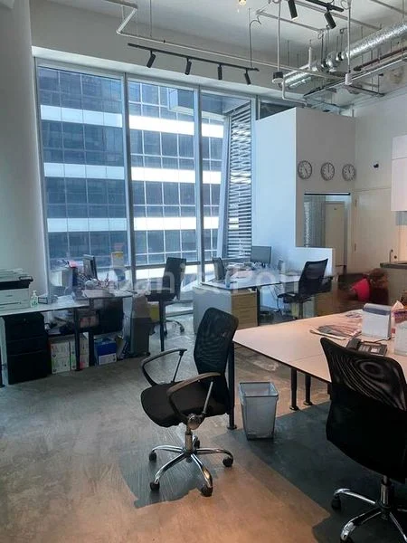 Office for Rent: Oxley Tower - Image 4