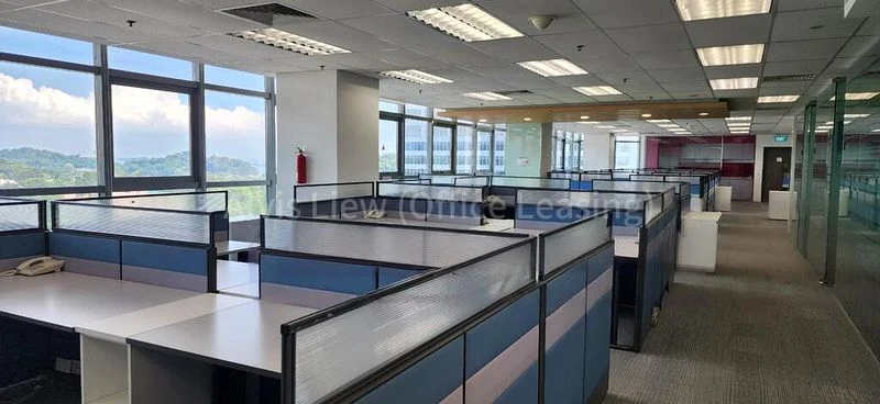 Office for Rent: Fragrance Empire Building - Image 3