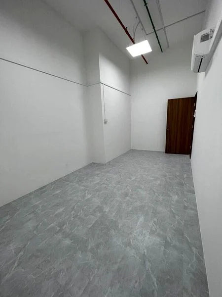 Light Industrial (B1) for Rent: Oxley BizHub - Image 3