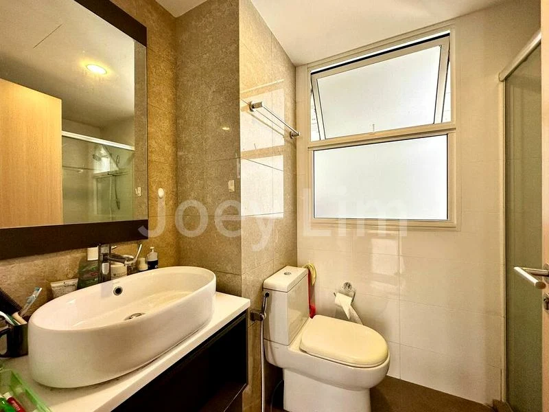 3 Bed Executive Condo for Rent in  Forestville - Image 12