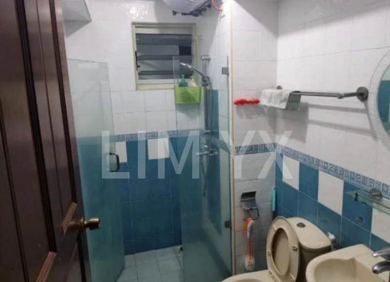 4 Room HDB for Rent in 405B Fernvale Lane - Image 4