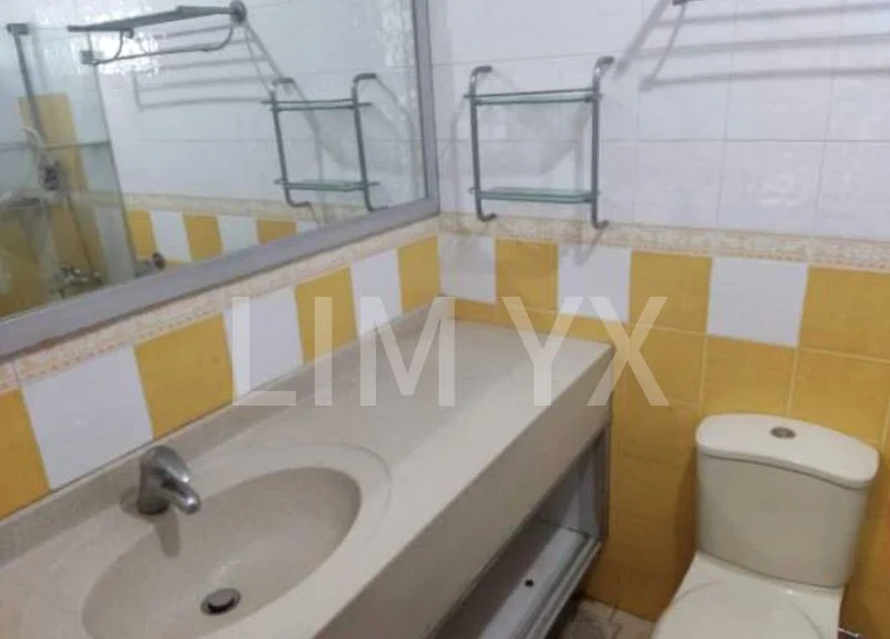 4 Room HDB for Rent in 405B Fernvale Lane - Image 3