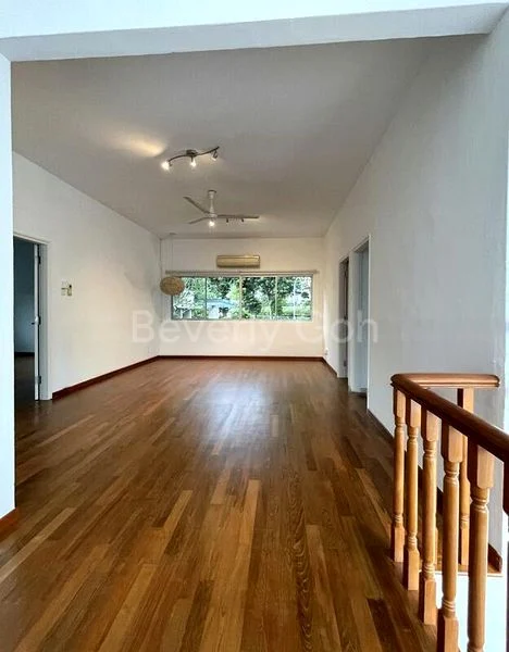 4 Bed Bungalow (Landed) for Sale in  Hong Kong Park - Image 9