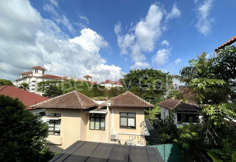 4 Bed Bungalow (Landed) for Sale in  Hong Kong Park - Image 5