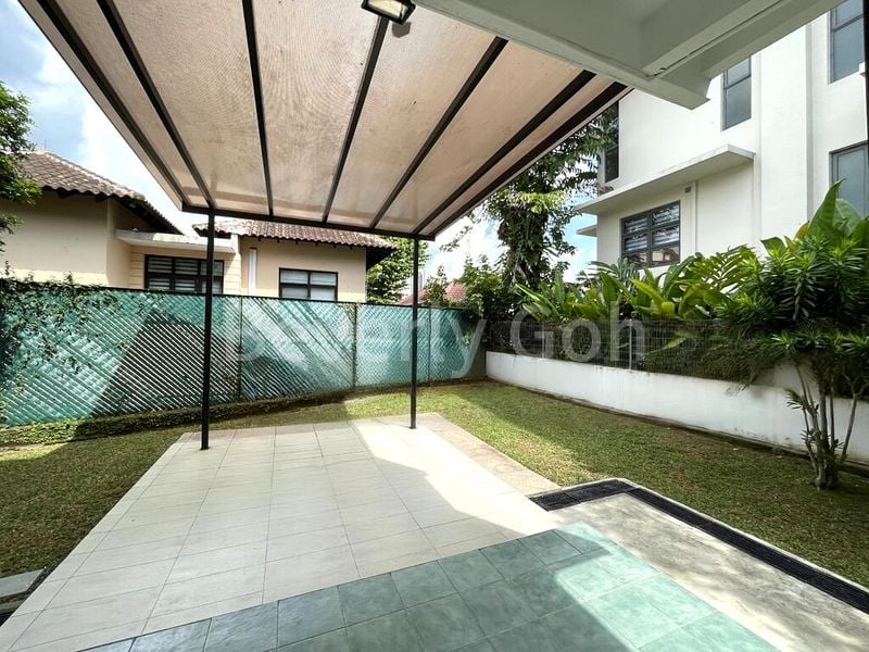4 Bed Bungalow (Landed) for Sale in  Hong Kong Park - Image 2