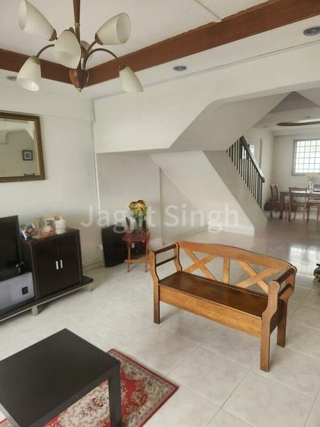 Maisonette HDB for Sale in  277 Yishun Street 22 - Image 19