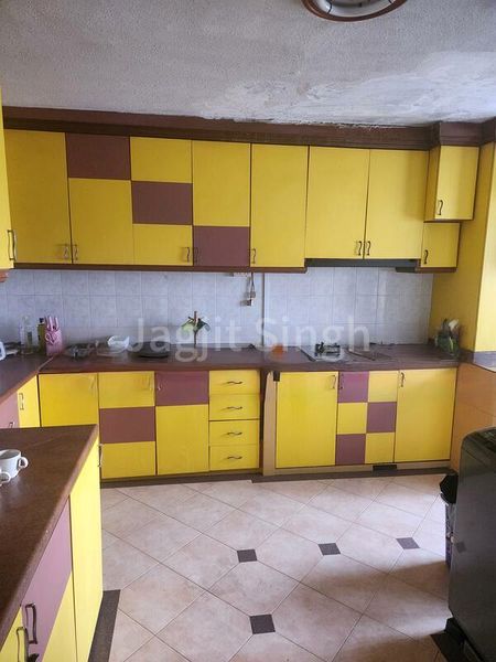 Maisonette HDB for Sale in  277 Yishun Street 22 - Image 6