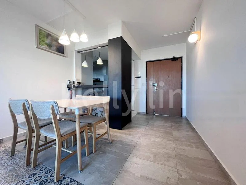 4 Room (4A) HDB for Sale in  429A Yishun Avenue 11 - Image 4