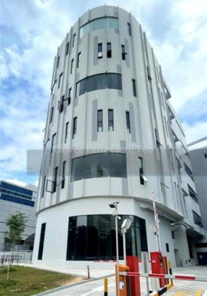 Light Industrial (B1) for Rent: BS Centre - Image 8