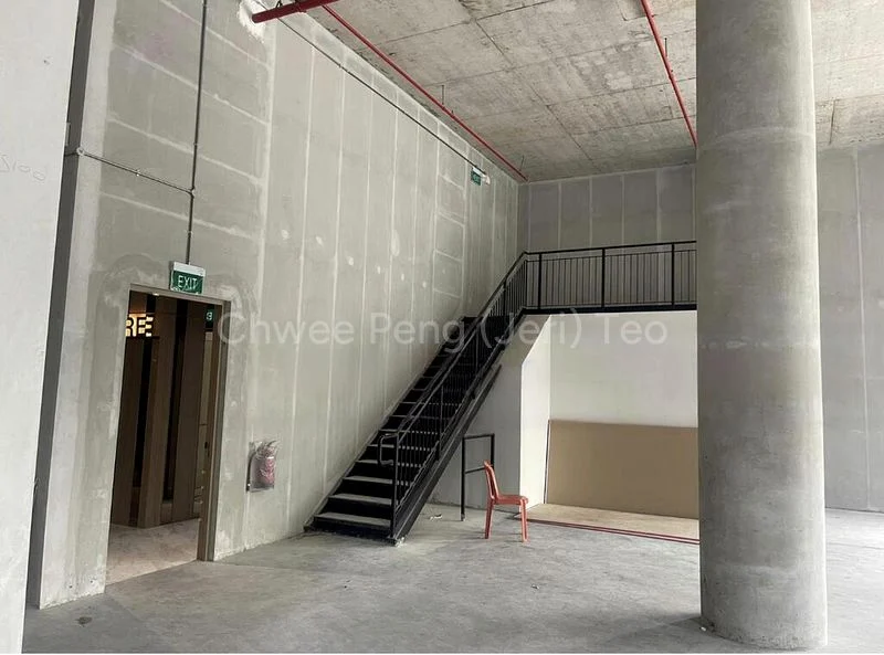 Light Industrial (B1) for Rent: BS Centre - Image 6