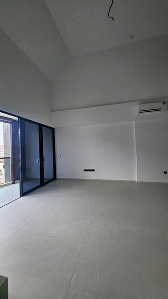 4 Bed Apartment (Condo) for Sale in  Rangoon Road - Image 5