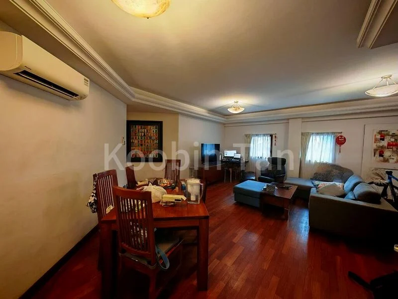 3 Bed Condo for Rent in  Hullet Rise - Image 12