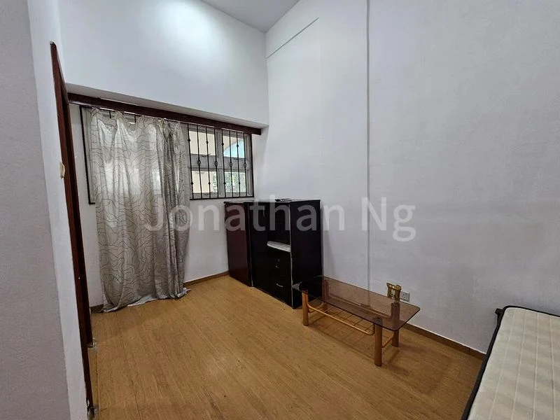 1 Bed Apartment (Condo) for Sale in  Sunshine Lodge - Image 4