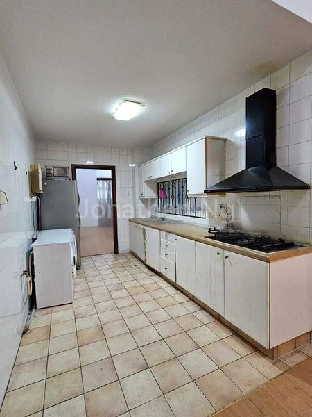 1 Bed Apartment (Condo) for Sale in  Sunshine Lodge - Image 8