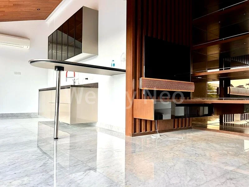 6 Bed Bungalow (Landed) for Rent in  Watten Estate - Image 3