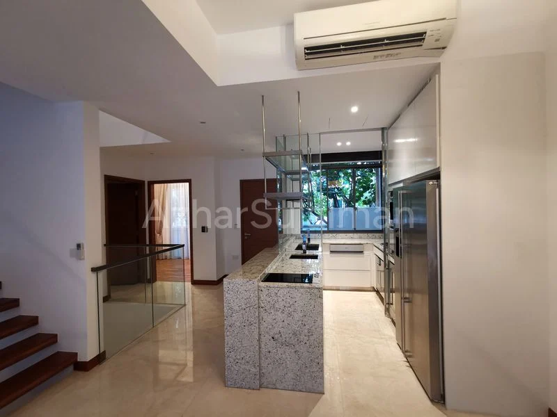 4 Bed Condo for Sale in Seahill - Image 3