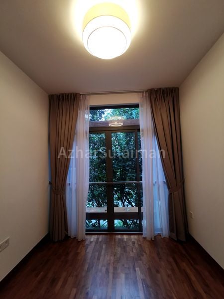 4 Bed Condo for Sale in Seahill - Image 10