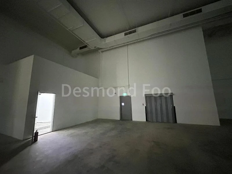 Factory / Workshop (B2) for Rent: Direct loading, great image on Woodlands Street 23 - Image 3