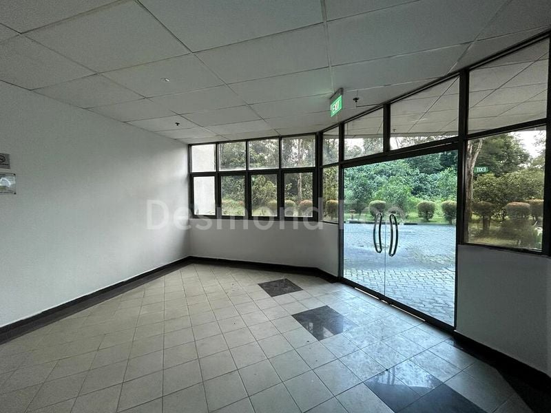 Factory / Workshop (B2) for Rent: Direct loading, great image on Woodlands Street 23 - Image 4