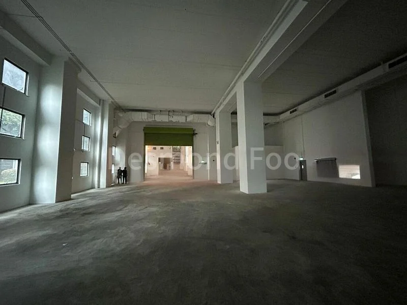 Factory / Workshop (B2) for Rent: Direct loading, great image on Woodlands Street 23 - Image 7