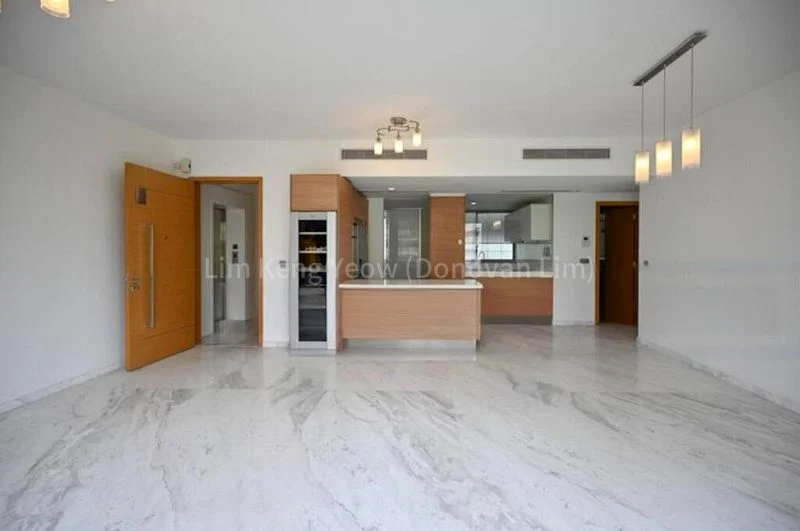 4 Bed Apartment (Condo) for Rent in  Suites @ Cairnhill - Image 1