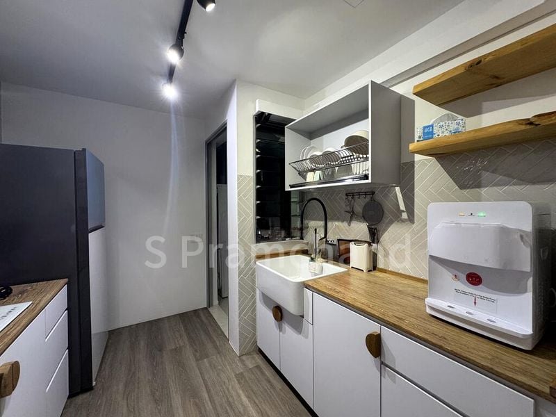 Common Room (Condo) for Rent in  Whitewater - Image 5