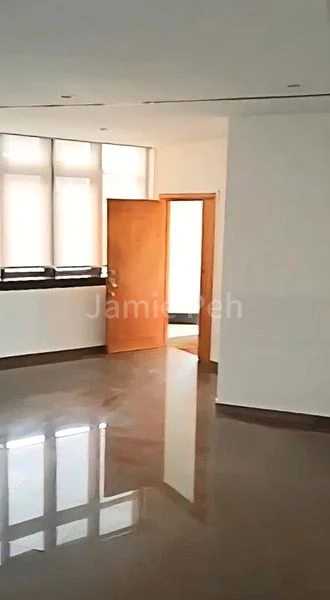 4 Bed Apartment (Condo) for Rent in Manhattan Mansions - Image 3