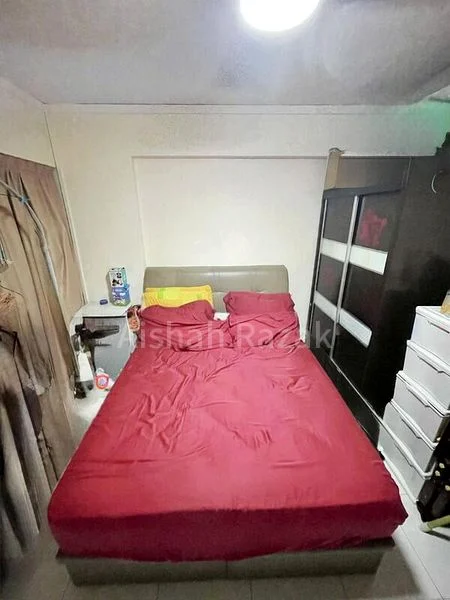 Common Room (HDB) for Rent in  580 Hougang Avenue 4 - Image 3