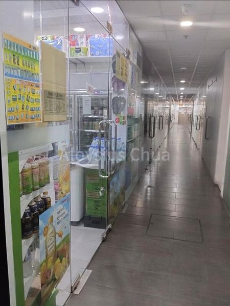 Light Industrial (B1) for Sale: The Commerze @ Irving - Image 2