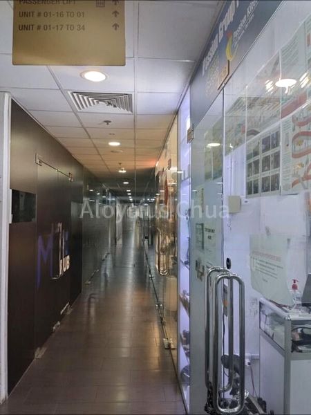 Light Industrial (B1) for Sale: The Commerze @ Irving - Image 3