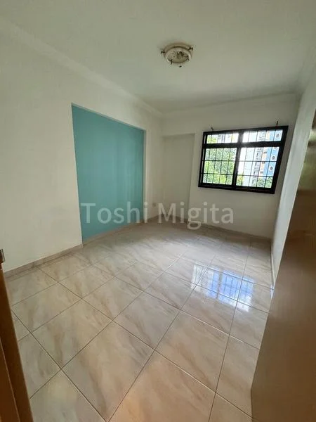 5 Room (5A) HDB for Rent in  324B Sengkang East Way - Image 2